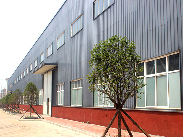 煤層氣井不得布置在滑坡、崩塌、泥石流等地質(zhì)災(zāi)害易發(fā)地帶。